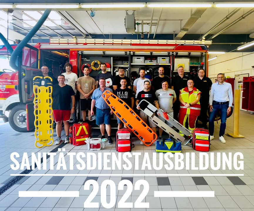12 Sanitäter für Dörfles-Esbach